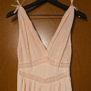 Elegant Pink vintage full length nightgown. Size small
